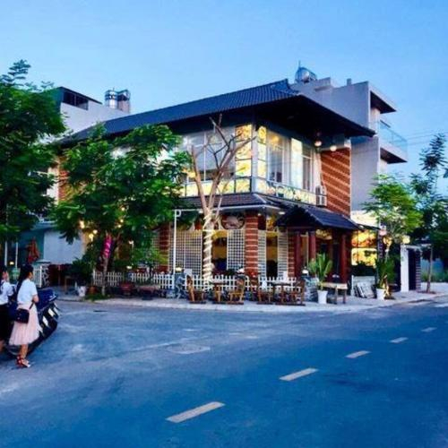 Nhà Hàng Phố Ngon